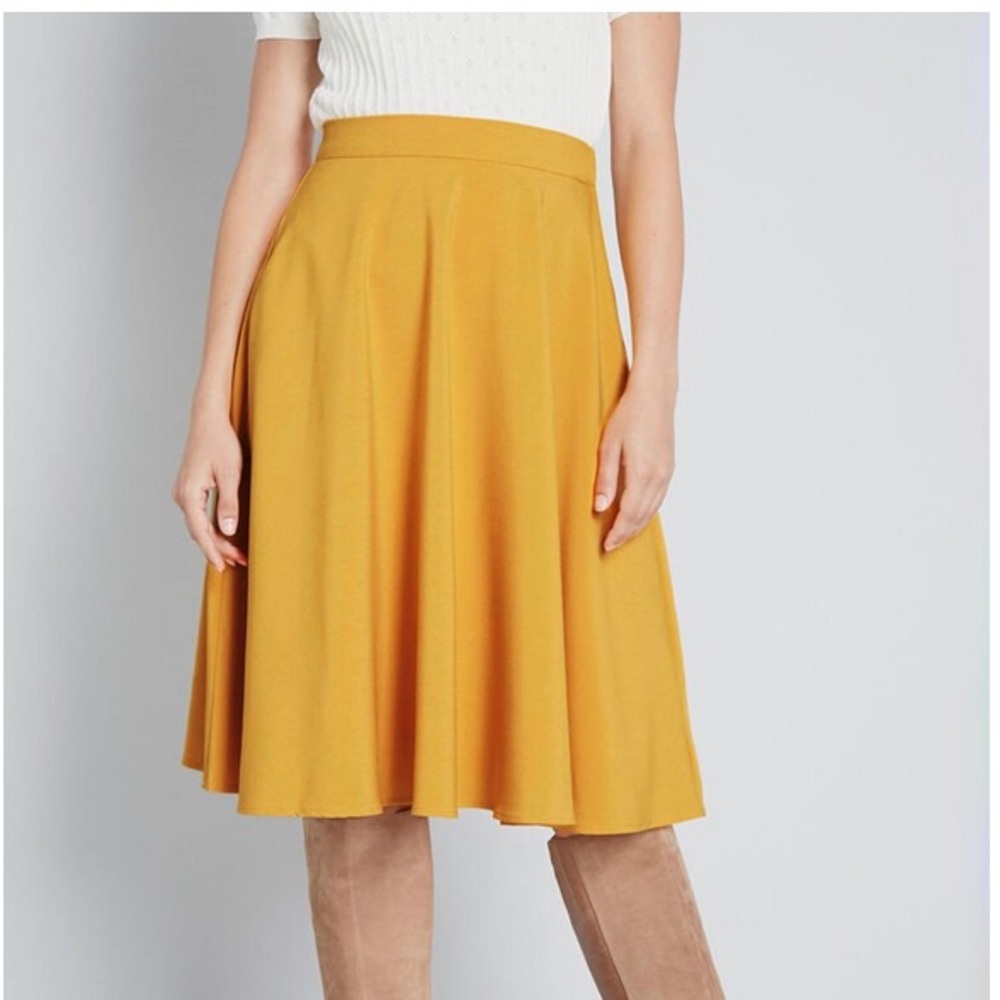 Just this Sway Skirt- Gold